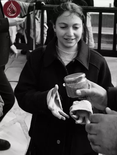 Best Form of Charity in Islam: Sadaqah, Zakat & Rewards | As-Siraj